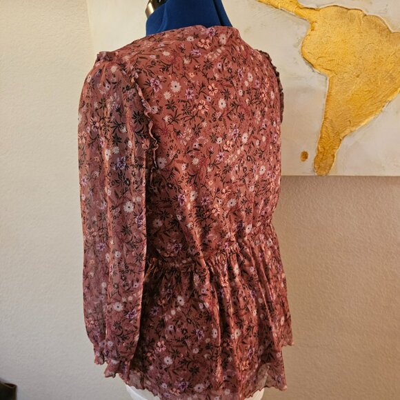 floral blouse - Picture 3 of 7